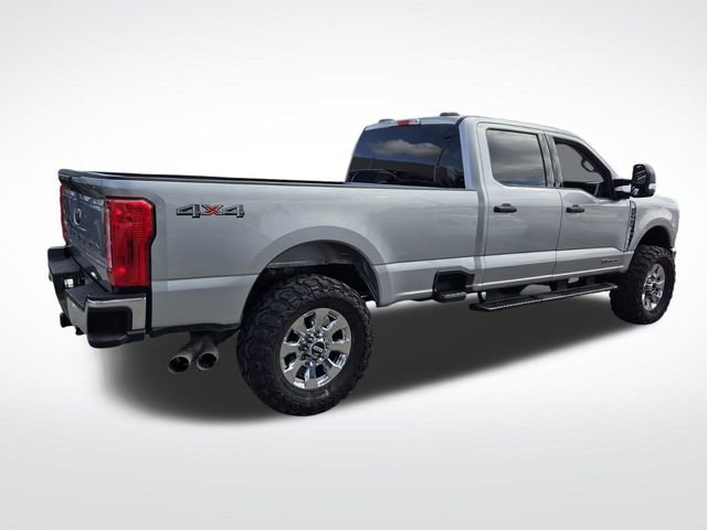 Certified 2024 Ford F350 XLT image 9