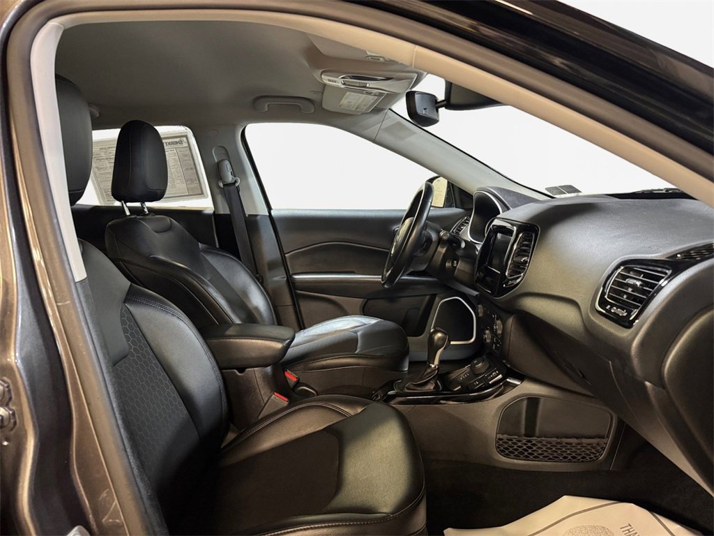 Used 2020 Jeep Compass Latitude image 26