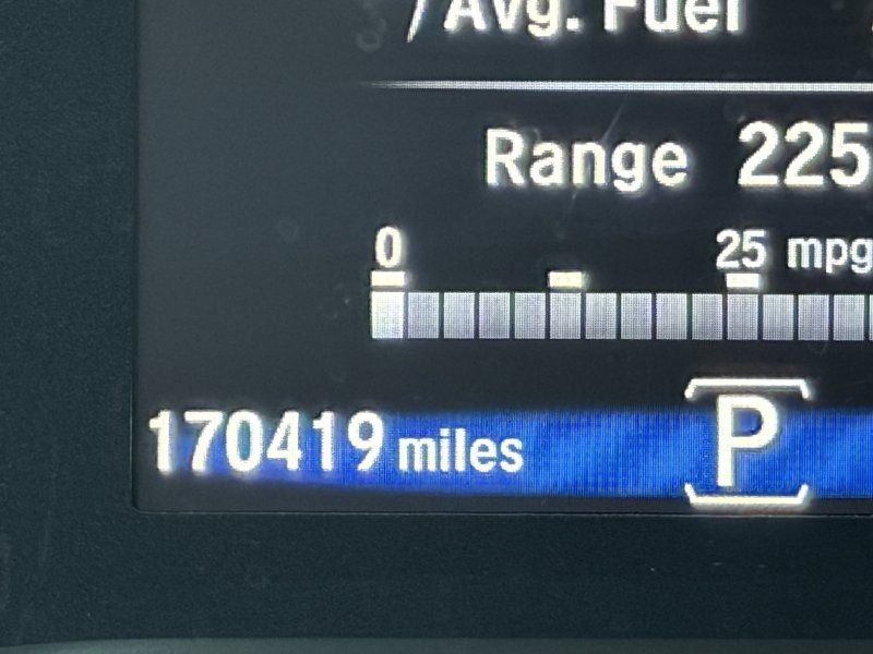 Used 2017 Honda Pilot Elite image 9