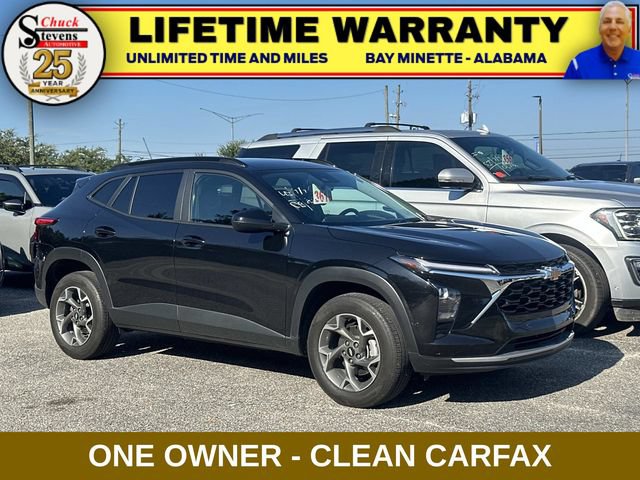 Used 2024 Chevrolet Trax LT FWD image 1
