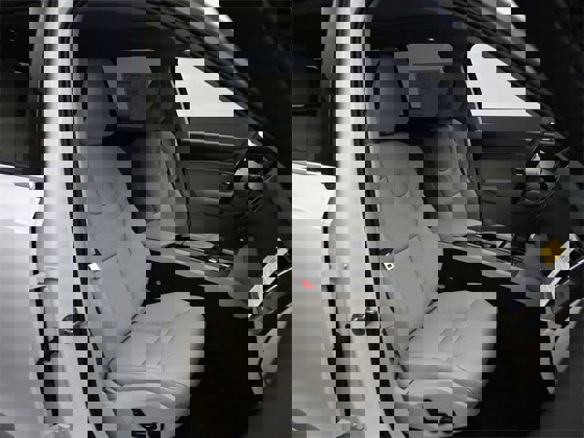 New 2025 Volvo XC90 B6 Plus w/ Protection Package Premier image 29