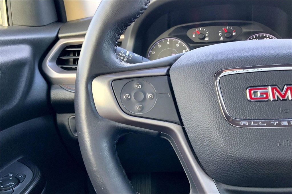 Used 2017 GMC Acadia SLE w/ Driver Alert Package I image 12