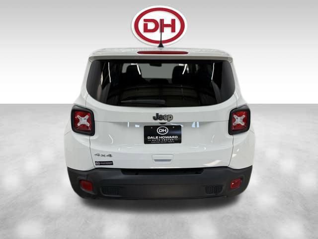 Used 2023 Jeep Renegade Latitude image 12