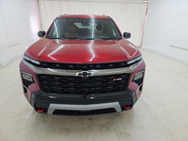 New 2027 Chevrolet Traverse Z71 w/ Driver Confidence Package AWD/4WD image 2