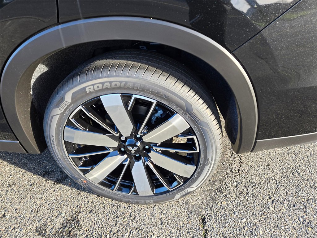 New 2026 Mitsubishi Outlander SE image 5