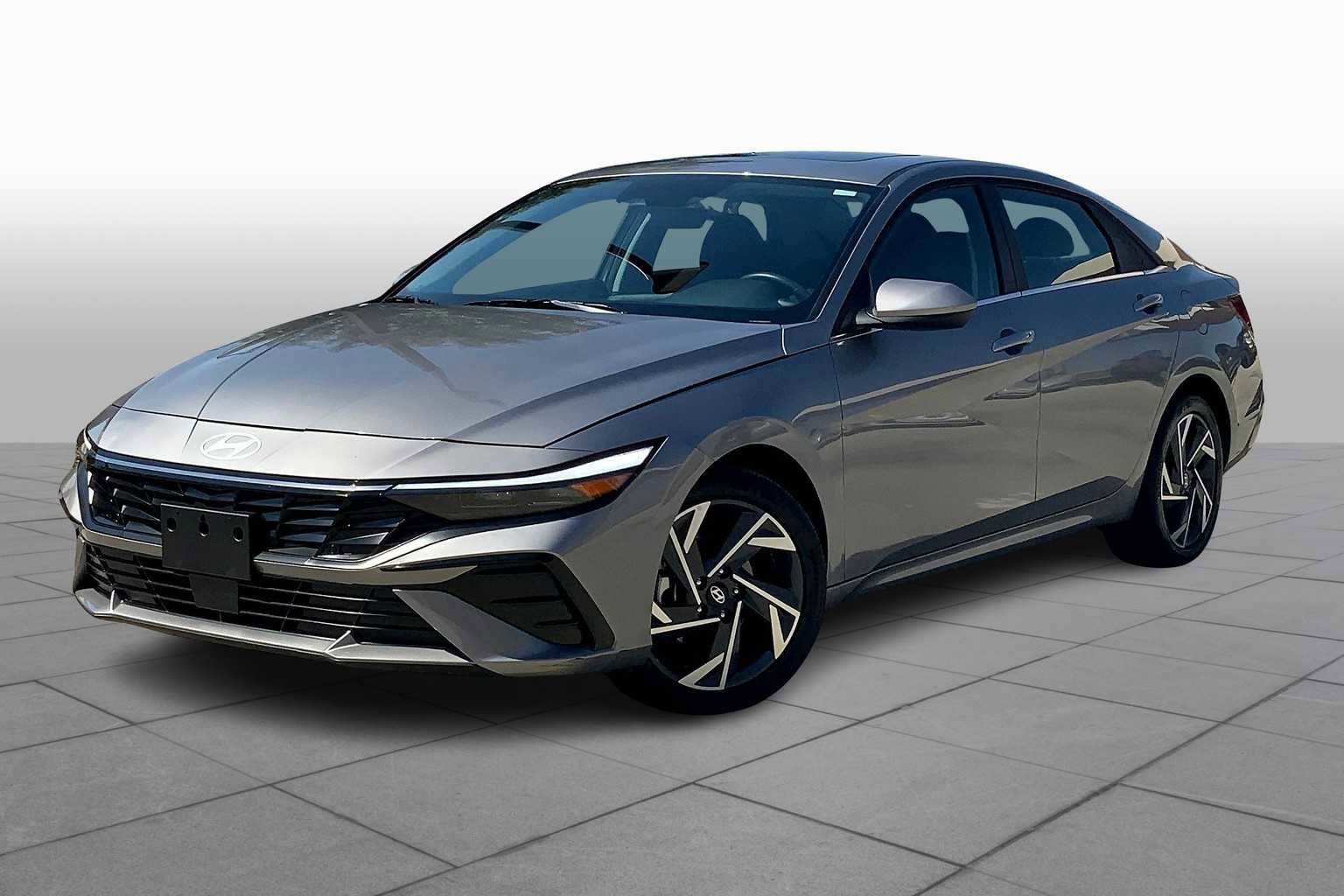 Certified 2025 Hyundai Elantra SEL