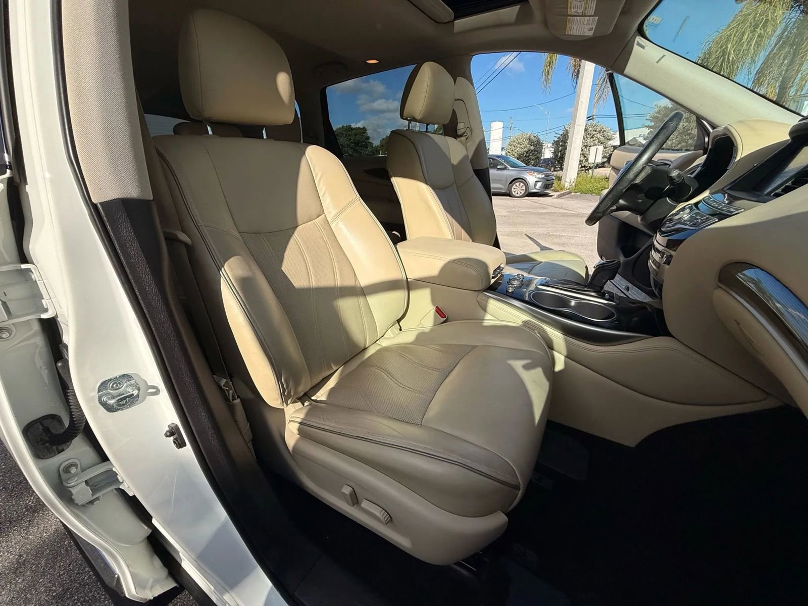 Used 2018 INFINITI QX60 FWD w/ Premium Plus Package image 32