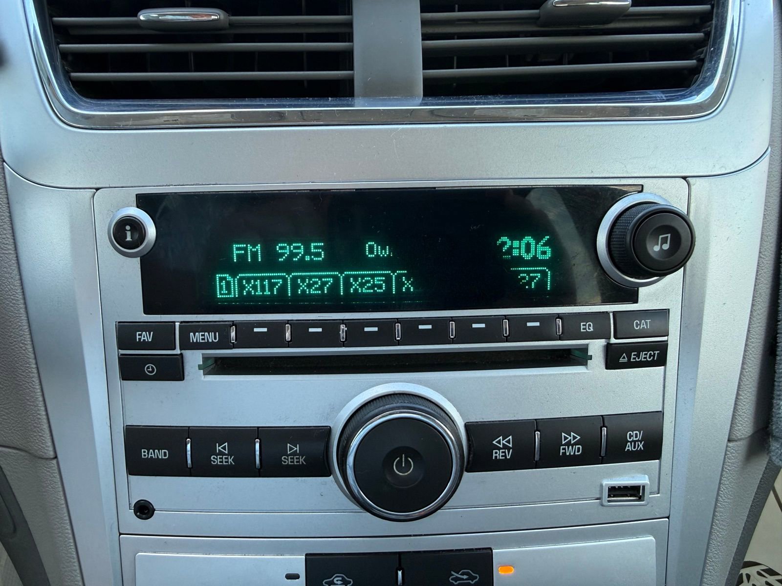 Used 2011 Chevrolet Malibu LT w/ Power Convenience Package image 21