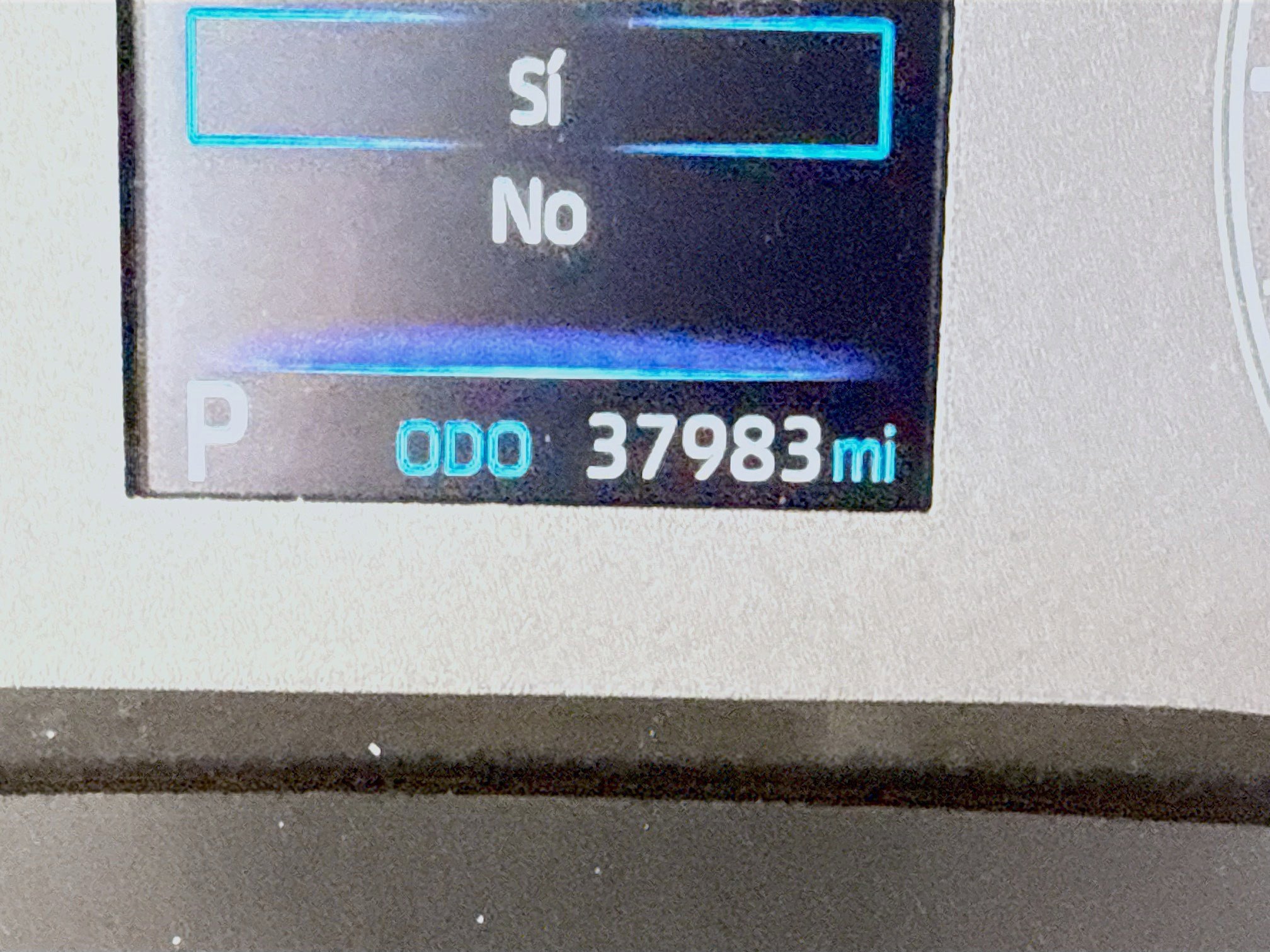 Used 2023 Toyota Corolla LE w/ LE Premium Package image 16