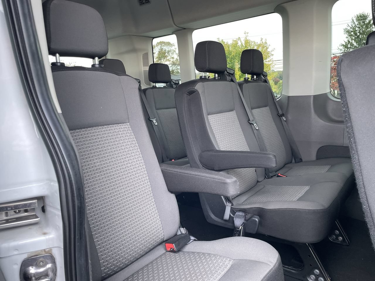 Used 2025 Ford Transit 350 XLT RWD image 21