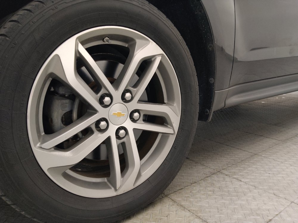 Used 2016 Chevrolet Equinox LTZ w/ Enhanced Convenience Package FWD image 31