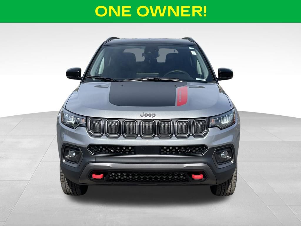 Used 2022 Jeep Compass Trailhawk w/ Trailhawk Convenience Group AWD/4WD image 3