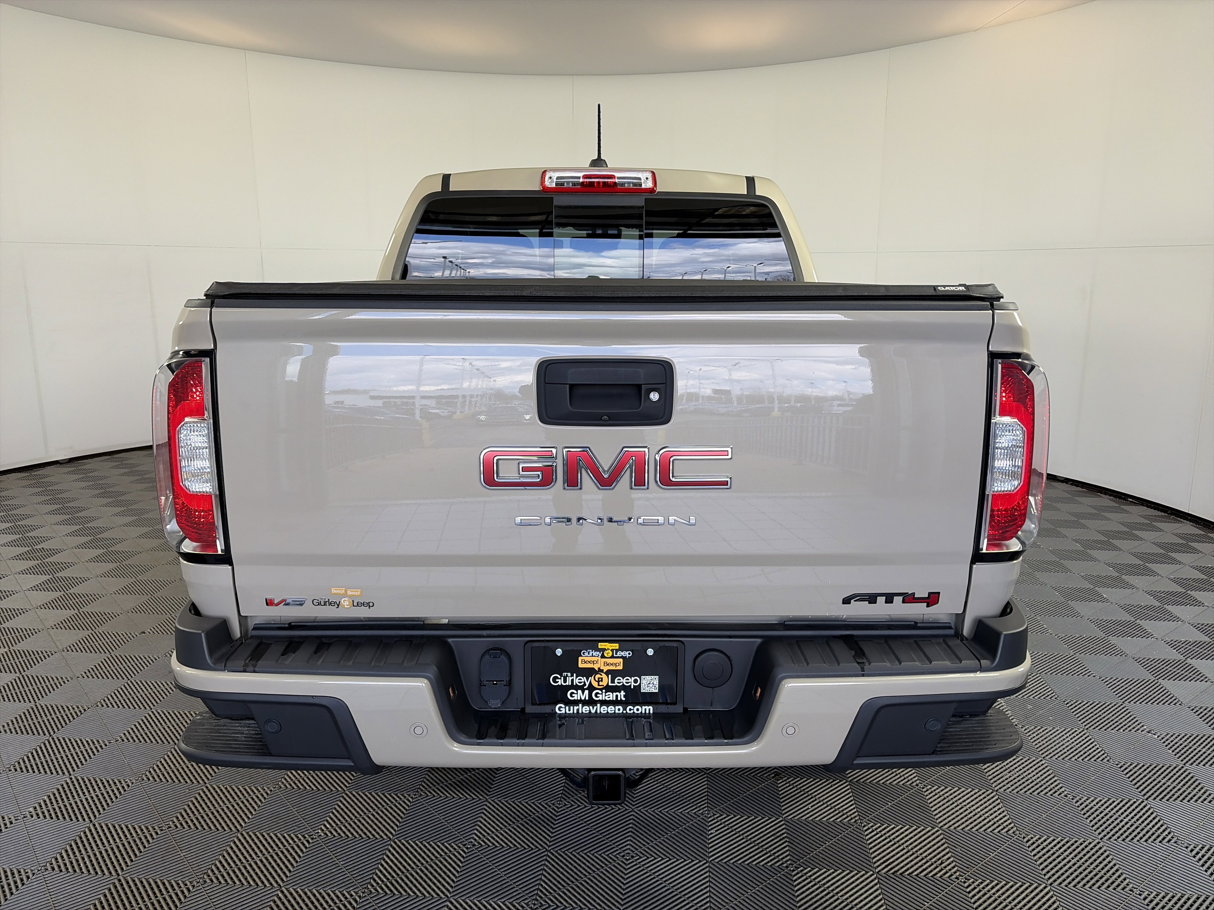 Certified 2022 GMC Canyon AT4 image 9