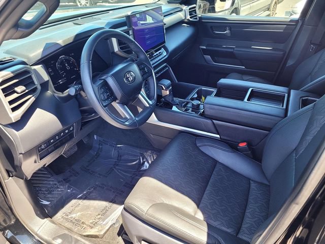 Used 2025 Toyota Tundra Limited AWD/4WD image 10