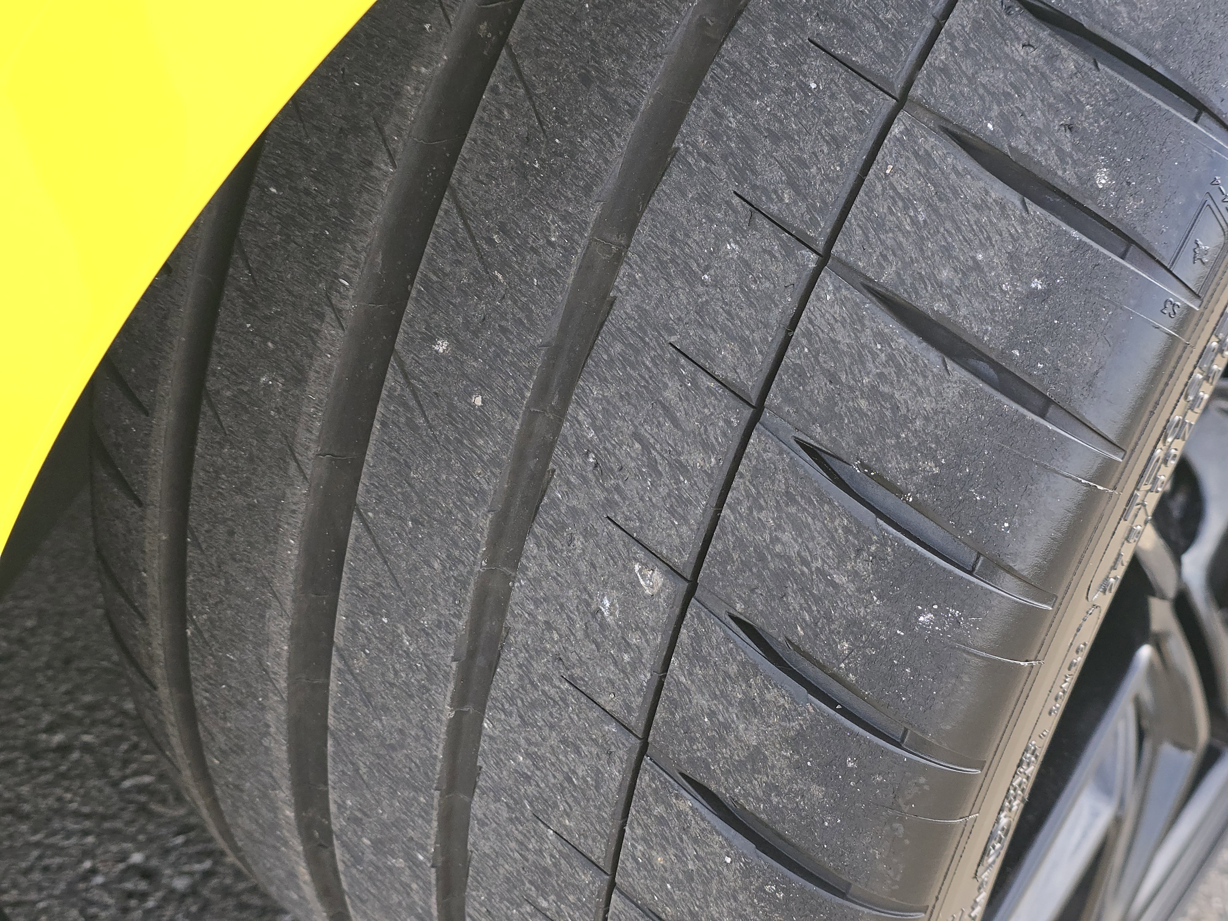 Used 2024 Chevrolet Corvette Z06 image 16