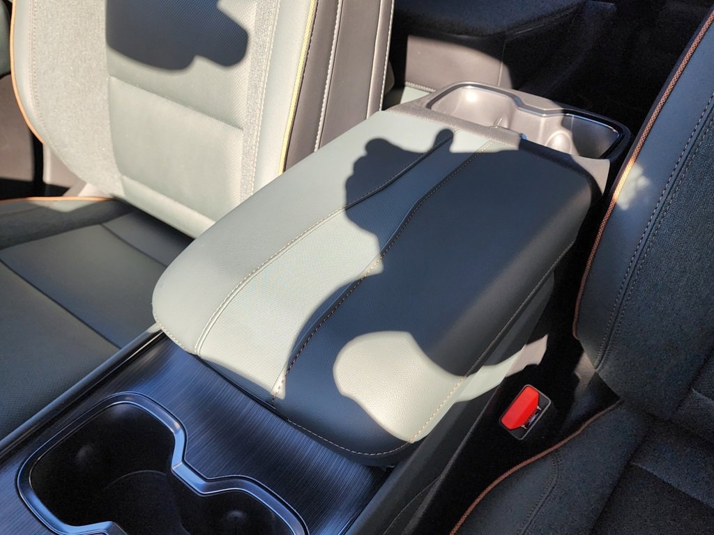 New 2026 GMC Acadia AT4 image 34