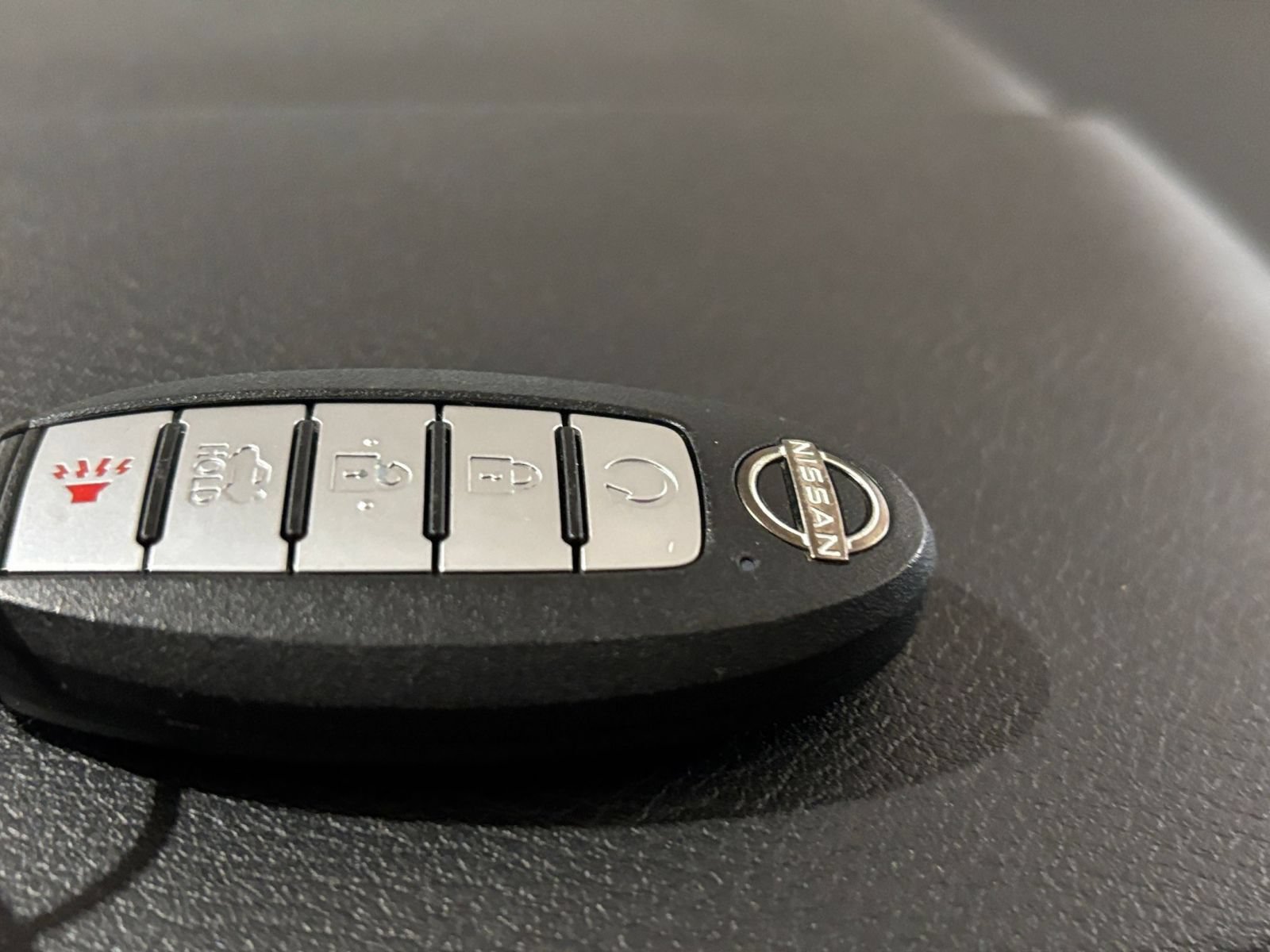 Used 2025 Nissan Altima 2.5 SV FWD image 24