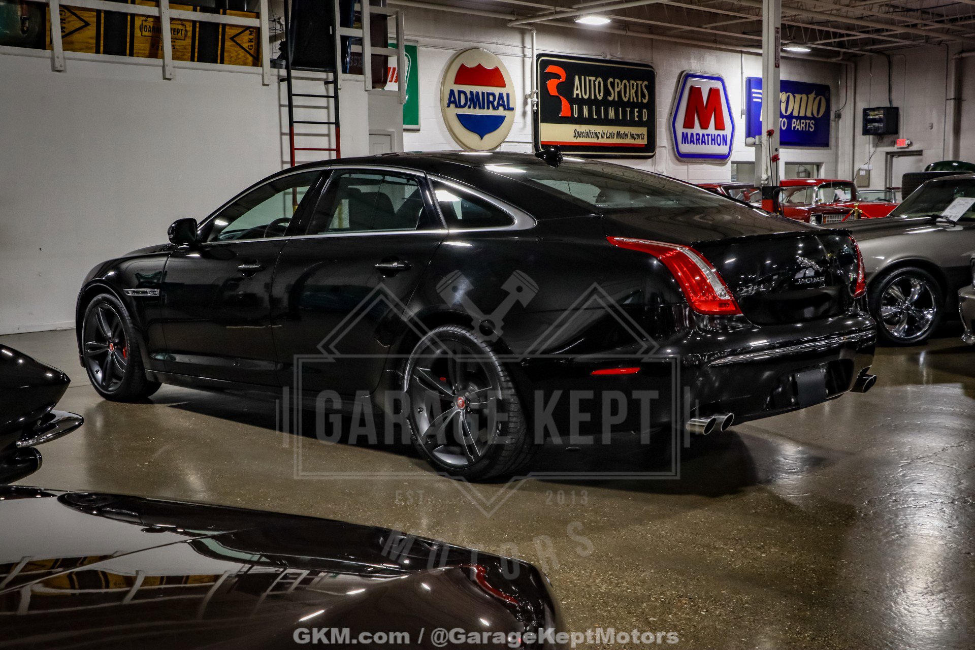 Used 2015 Jaguar XJ R LWB image 6