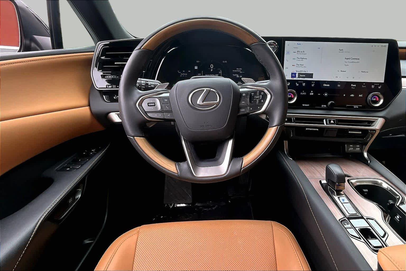 Used 2025 Lexus RX 350h w/ Convenience Package AWD/4WD image 6