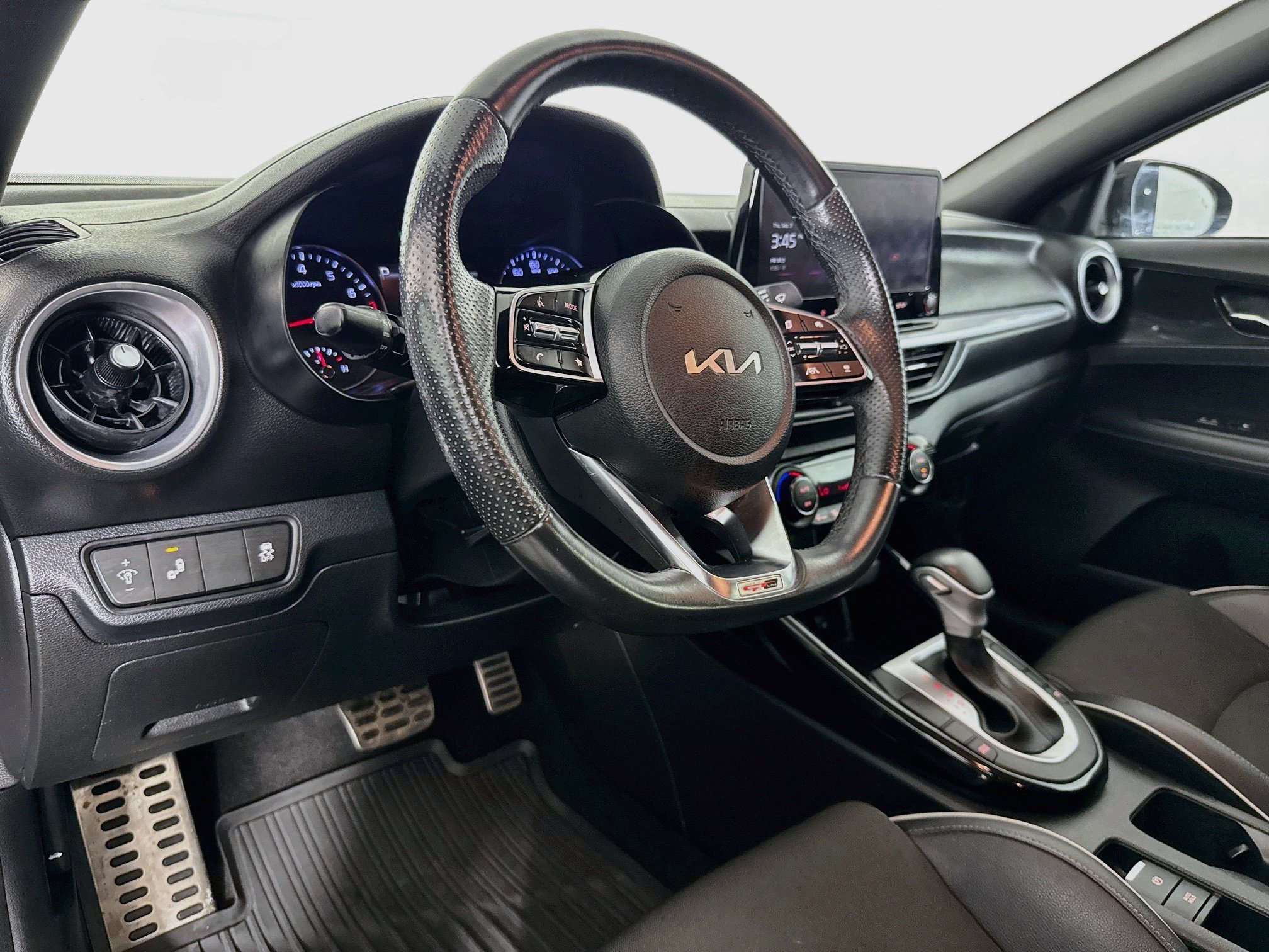Used 2023 Kia Forte GT-Line w/ GT-Line Technology Package FWD image 21