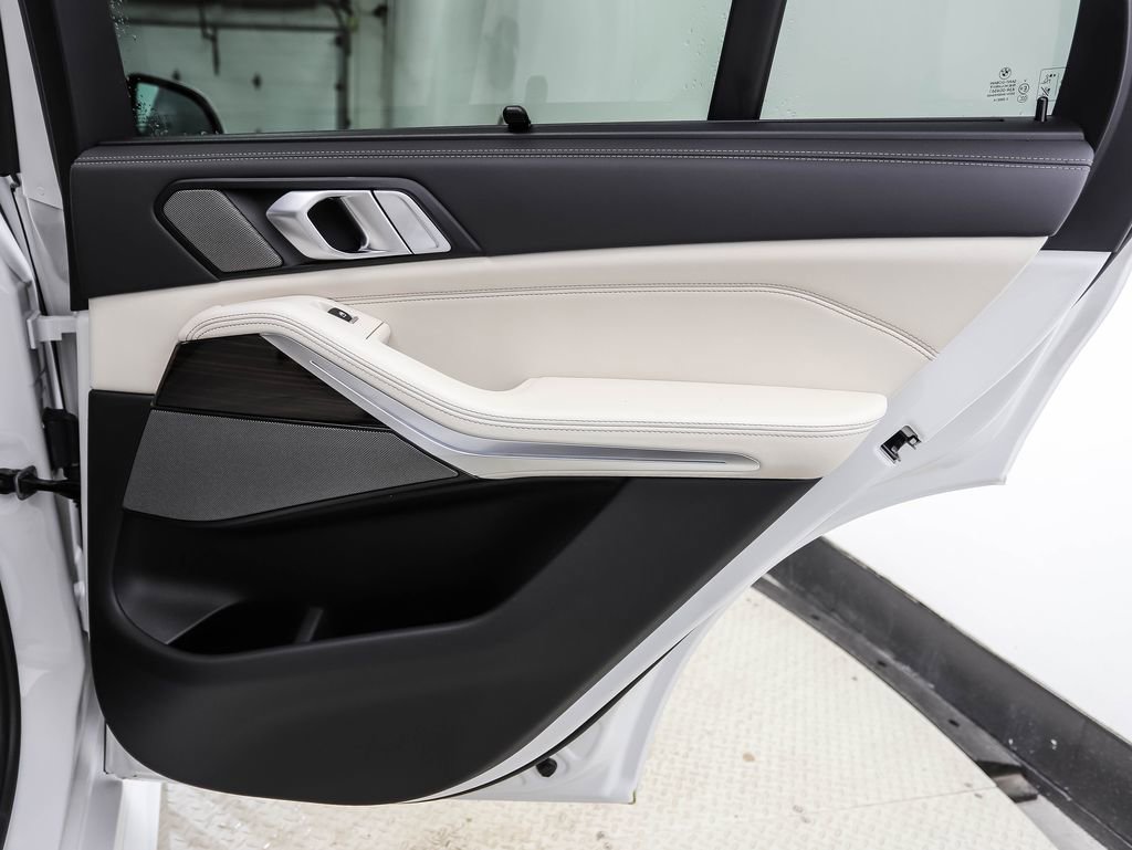 New 2026 BMW X5 xDrive40i image 25