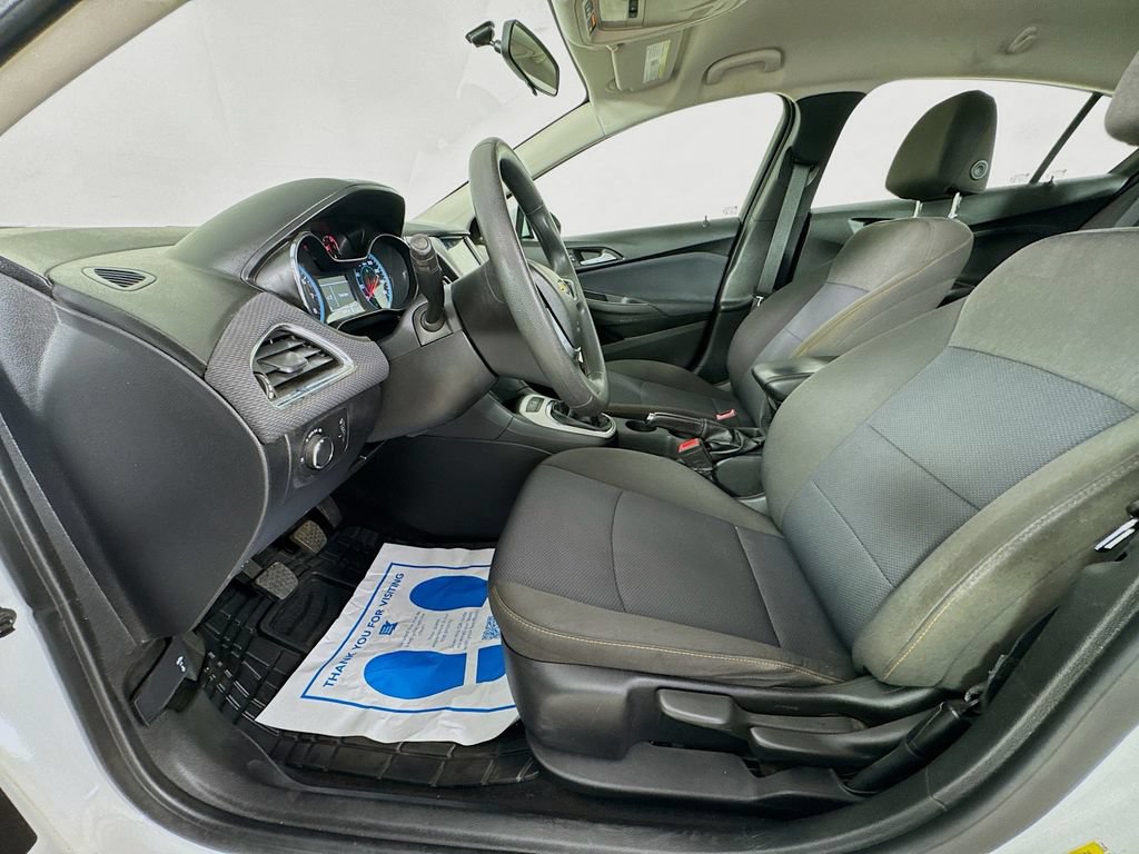 Used 2018 Chevrolet Cruze LS FWD image 23