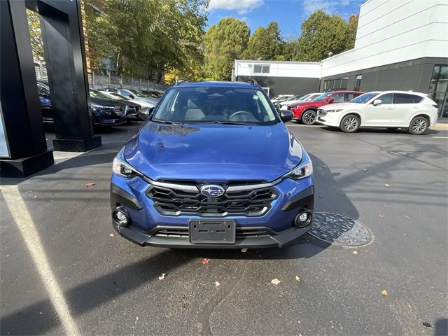 Used 2025 Subaru Crosstrek 2.0i Premium image 3