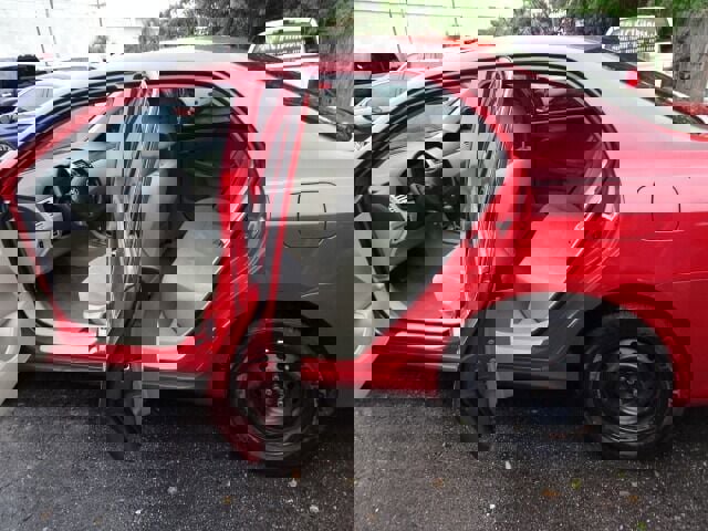 Used 2013 Toyota Corolla L image 52