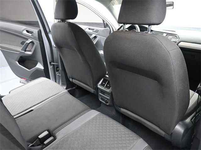 Used 2020 Volkswagen Tiguan S image 14