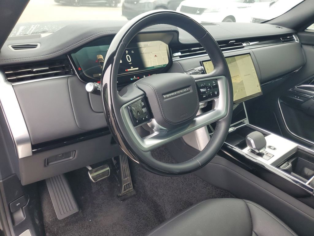 Certified 2024 Land Rover Range Rover SE AWD/4WD image 15