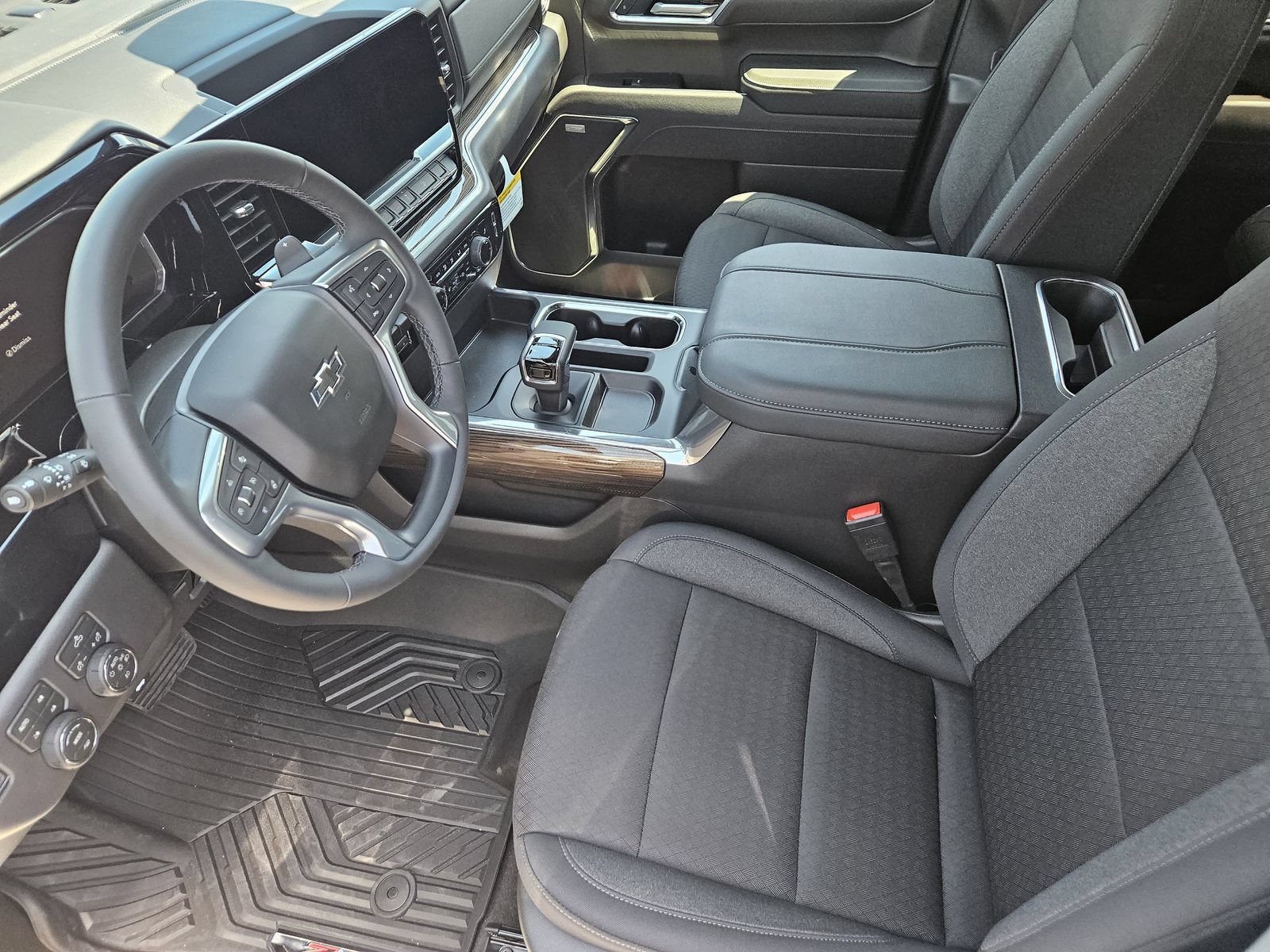 New 2026 Chevrolet Silverado 1500 LT Trail Boss w/ Convenience Package II AWD/4WD image 17