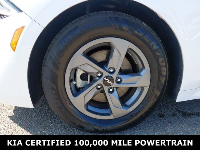 Used 2022 Kia K5 LX image 10