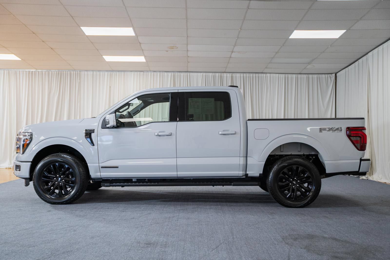 Certified 2025 Ford F150 Lariat w/ Equipment Group 502A High AWD/4WD image 4
