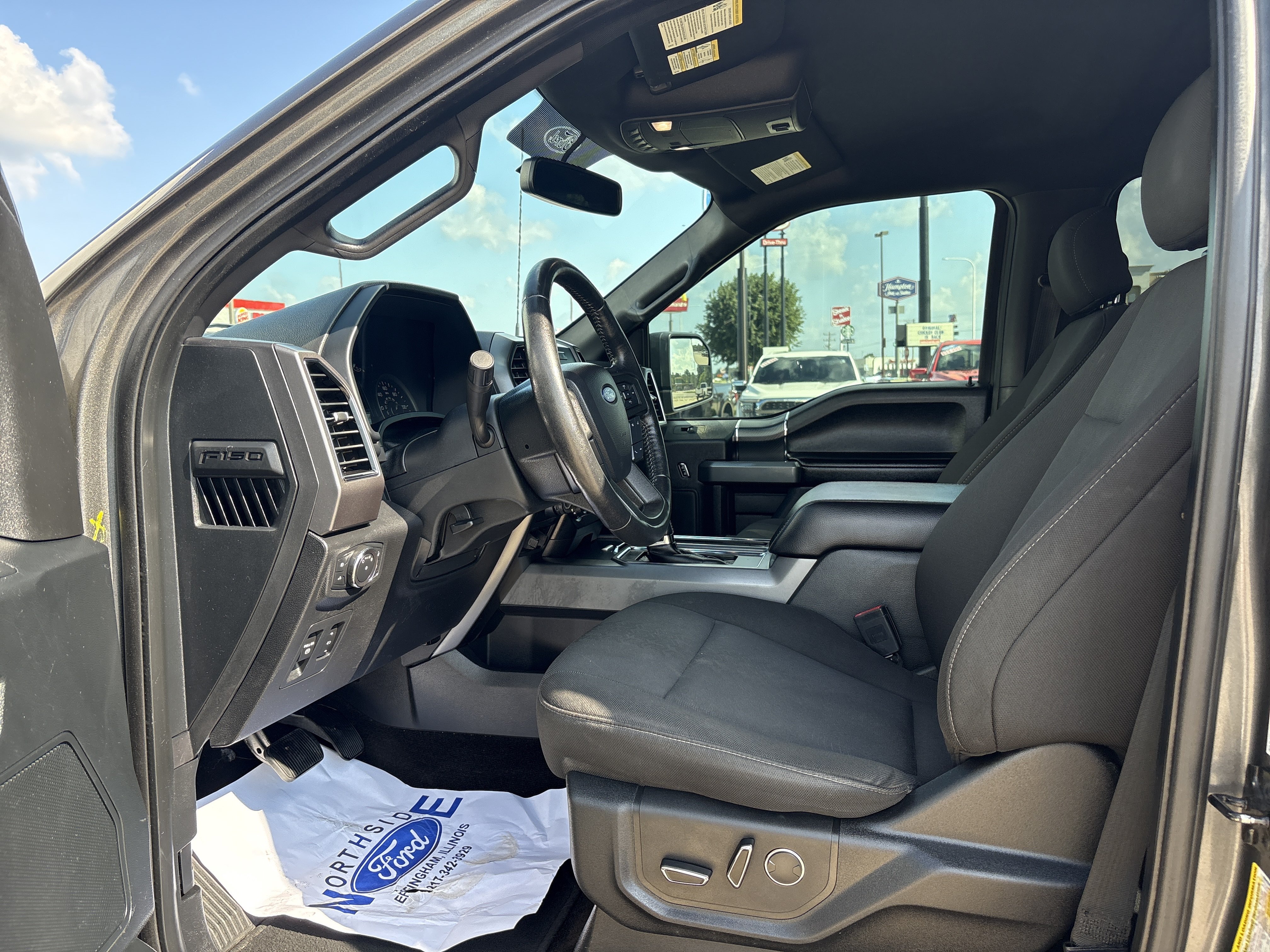 Used 2018 Ford F150 XLT w/ Equipment Group 302A Luxury AWD/4WD image 13