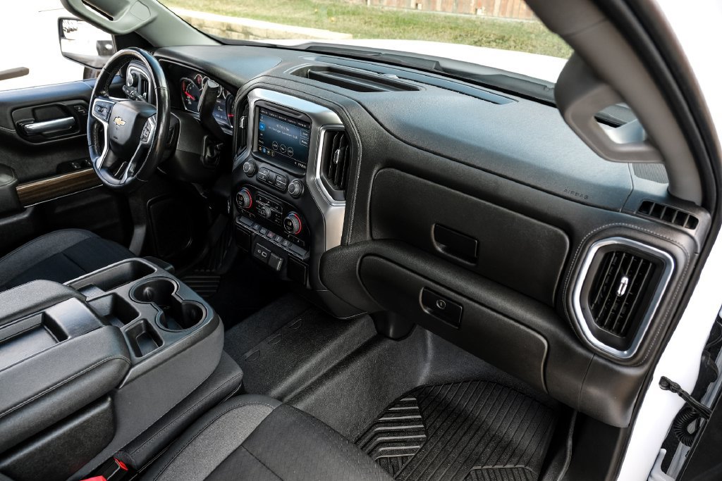Used 2021 Chevrolet Silverado 1500 LT AWD/4WD image 9