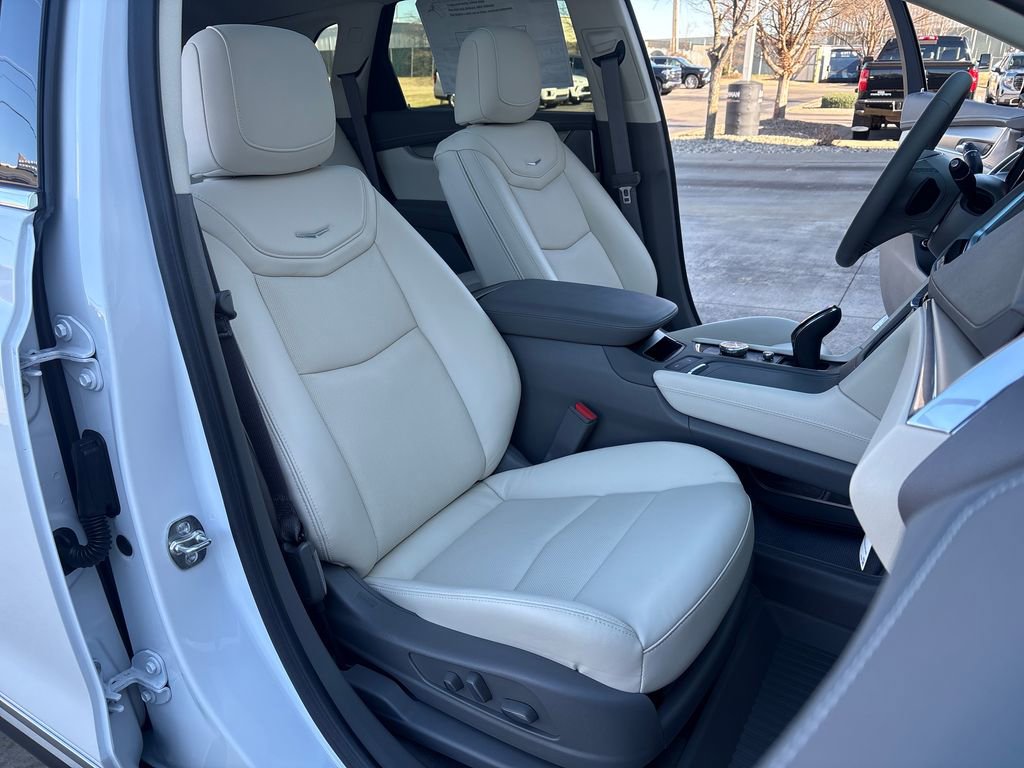New 2025 Cadillac XT5 Premium Luxury w/ Technology Package image 53