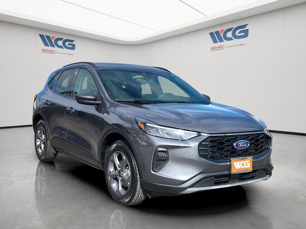Used 2025 Ford Escape ST-Line AWD/4WD image 2