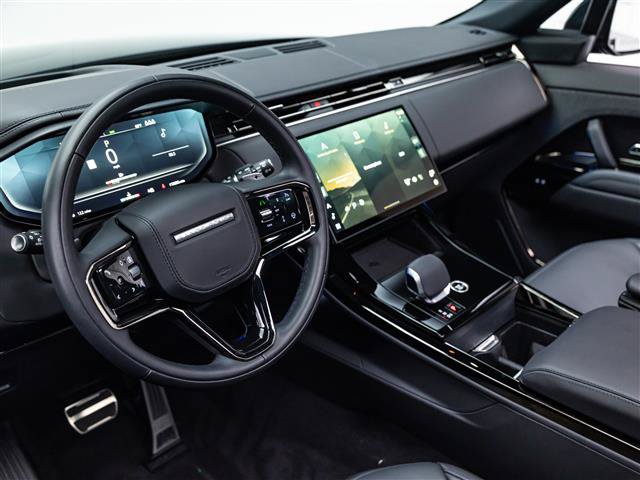 Used 2025 Land Rover Range Rover Sport Dynamic SE AWD/4WD image 17