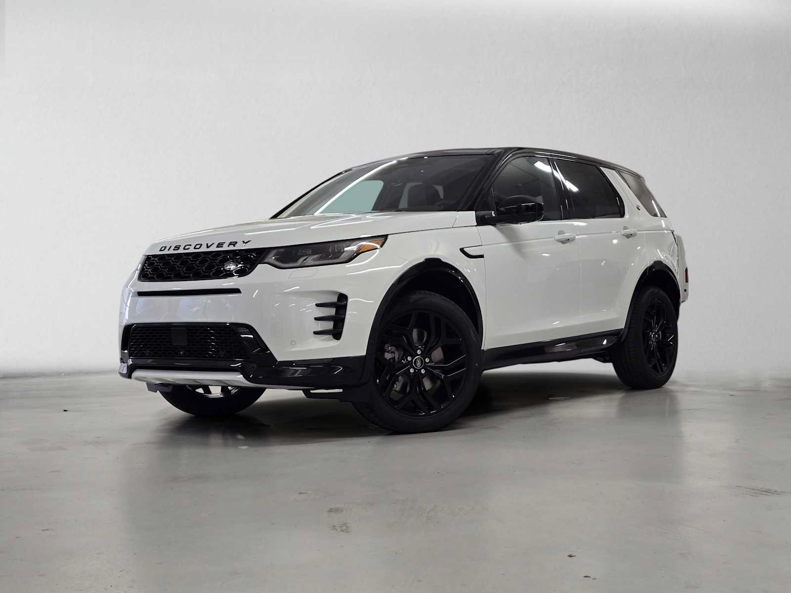New 2026 Land Rover Discovery Sport Landmark