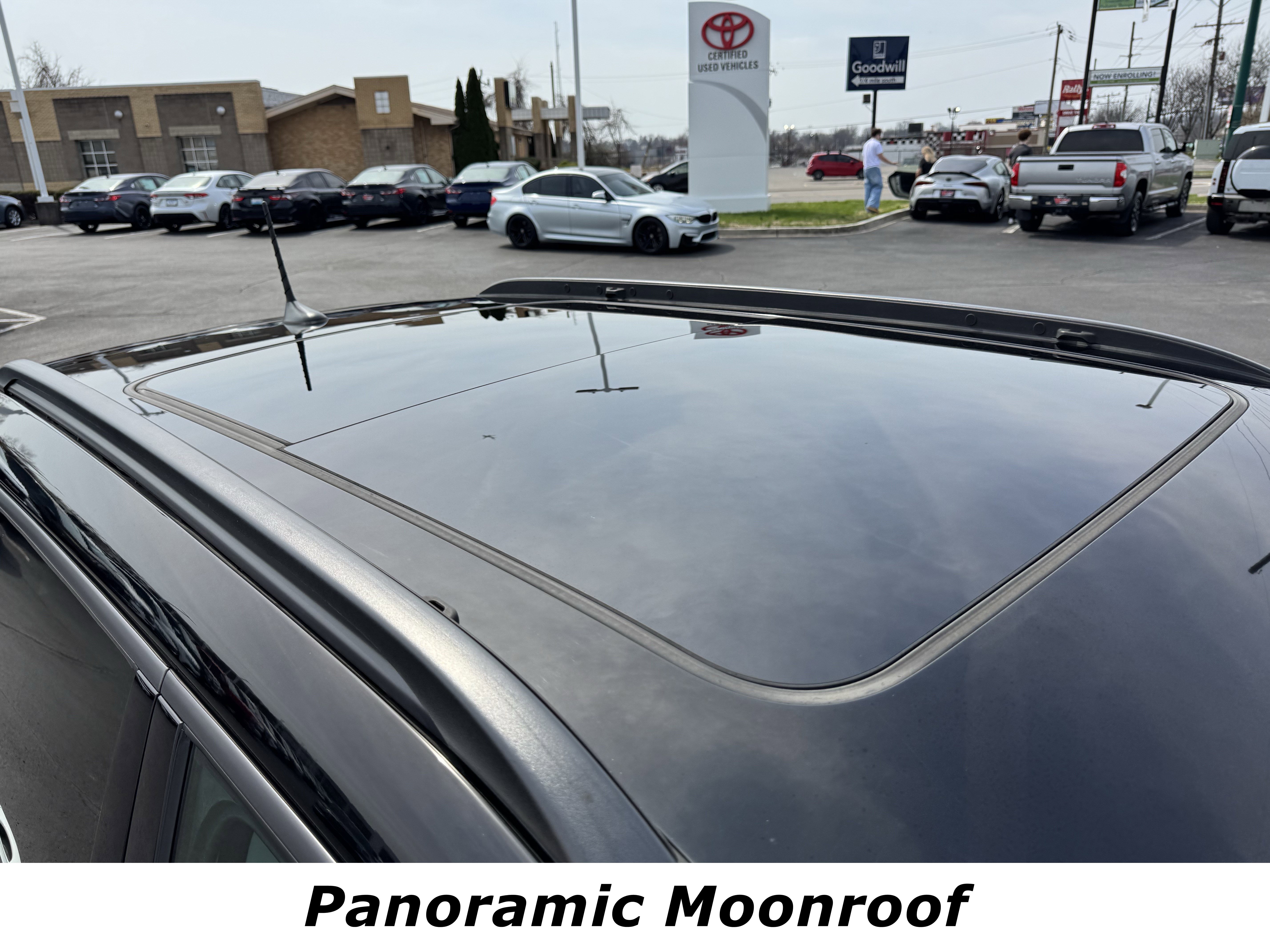 Used 2021 Jeep Compass Trailhawk w/ Sun and Sound Group image 10