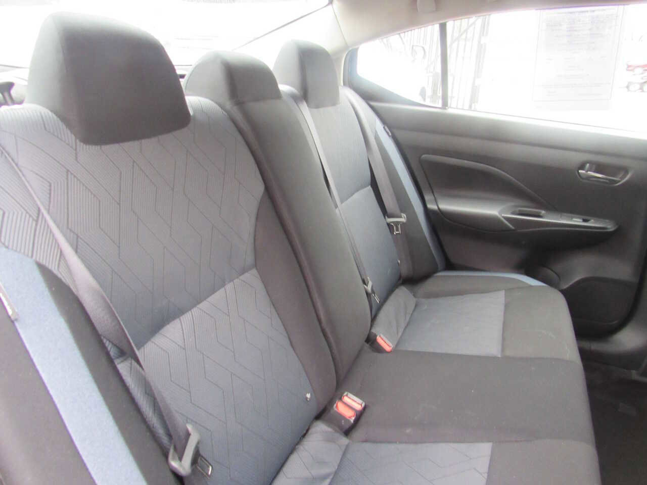 Used 2025 Nissan Versa SV image 19