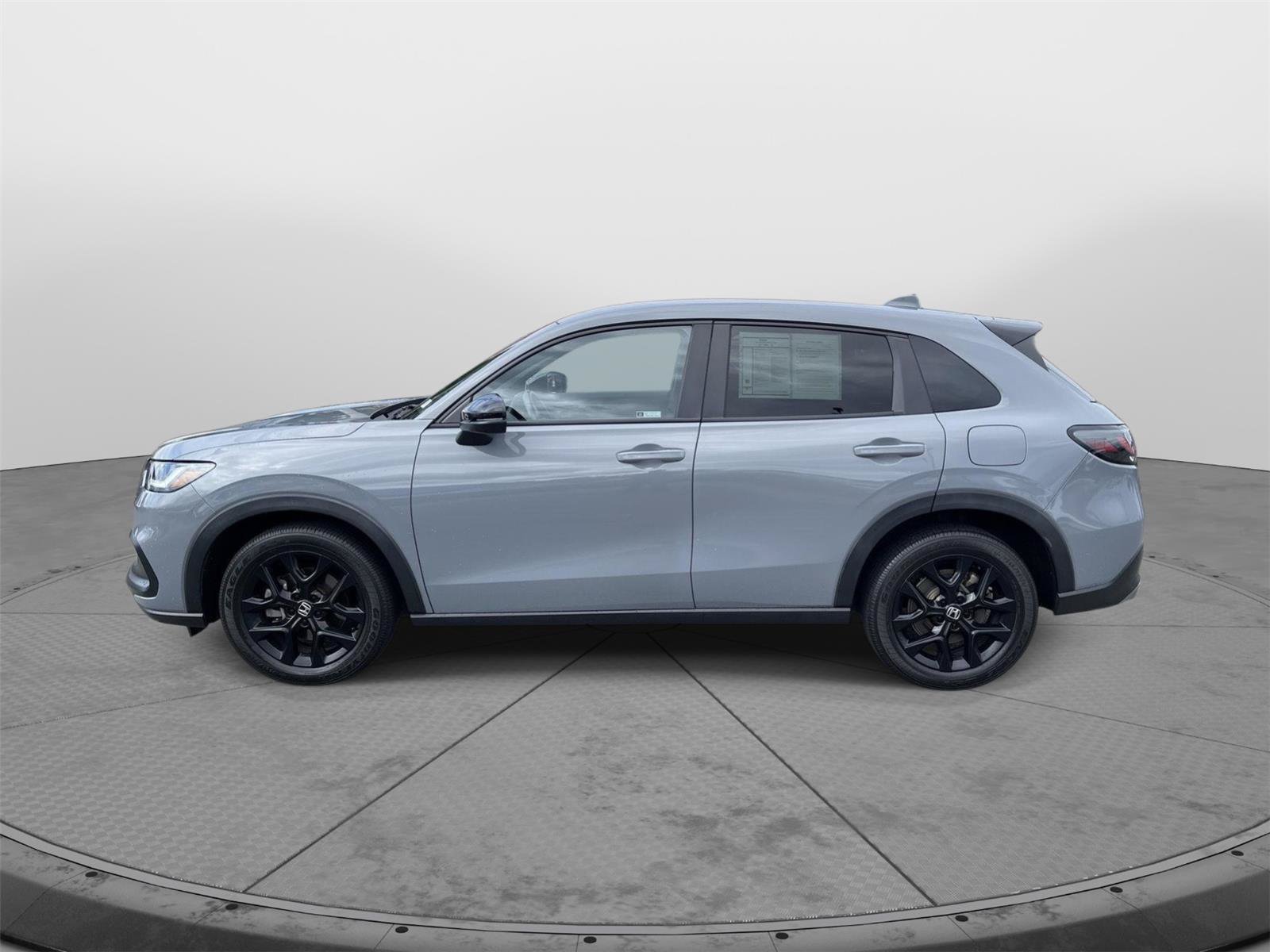 Used 2024 Honda HR-V Sport image 17