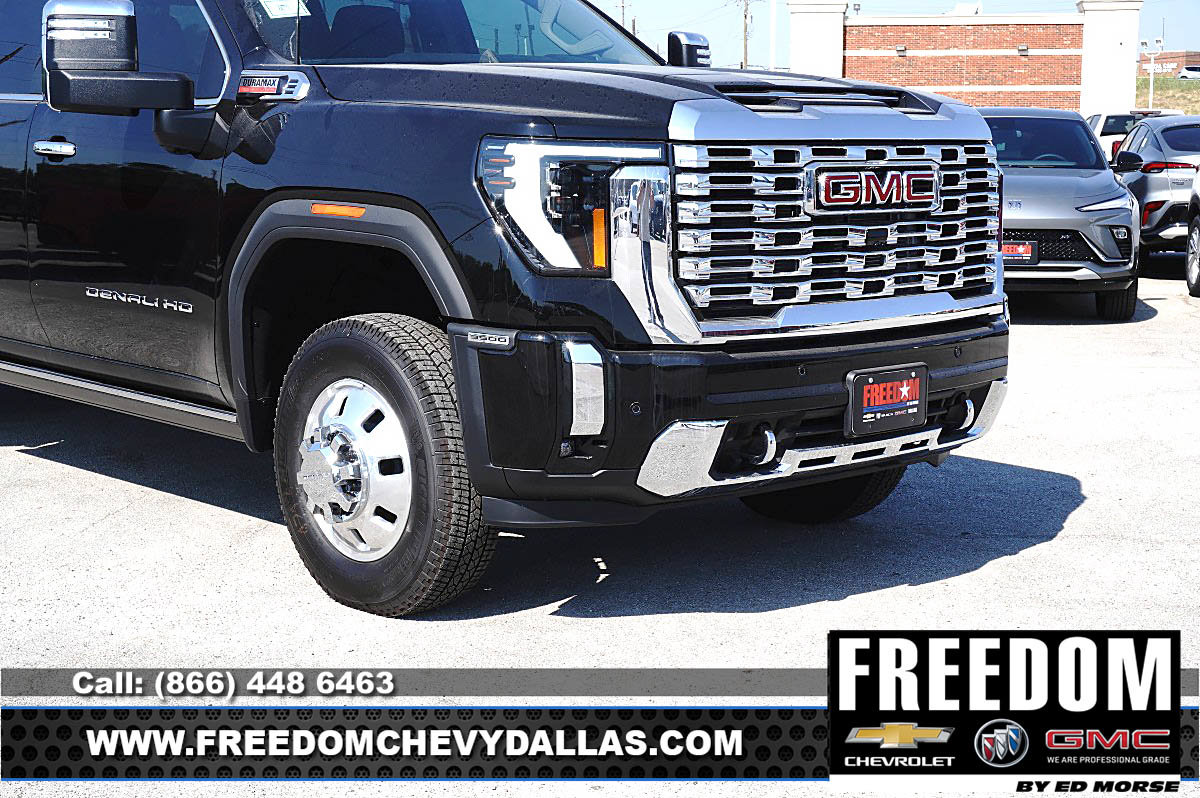 New 2026 GMC Sierra 3500 Denali w/ Denali Reserve Package AWD/4WD image 42
