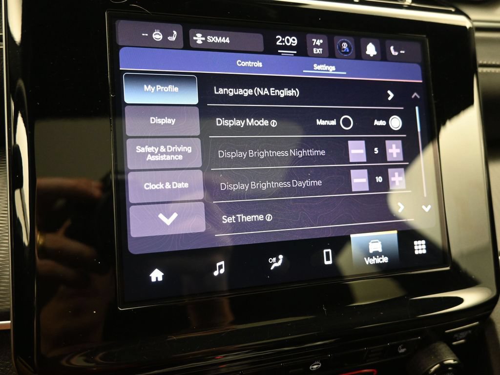 Used 2024 Jeep Grand Cherokee Altitude AWD/4WD image 28