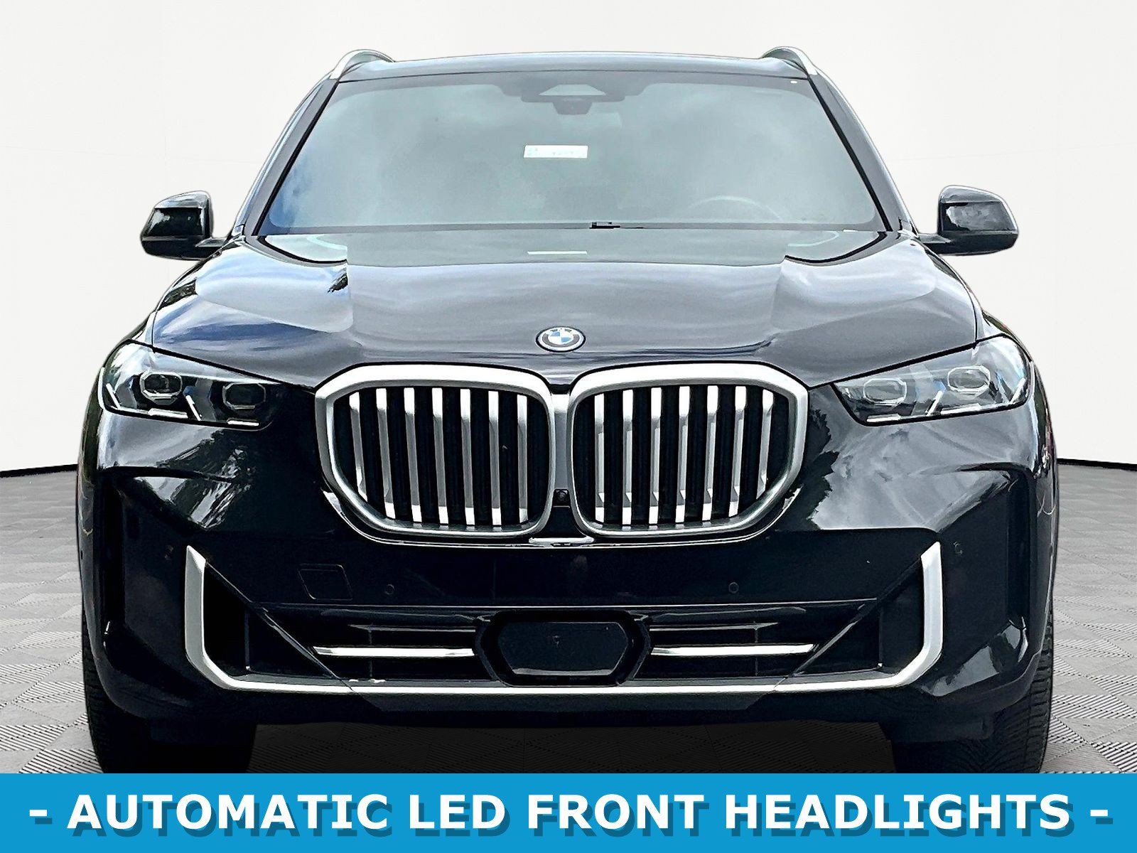 Used 2024 BMW X5 xDrive50e AWD/4WD image 2
