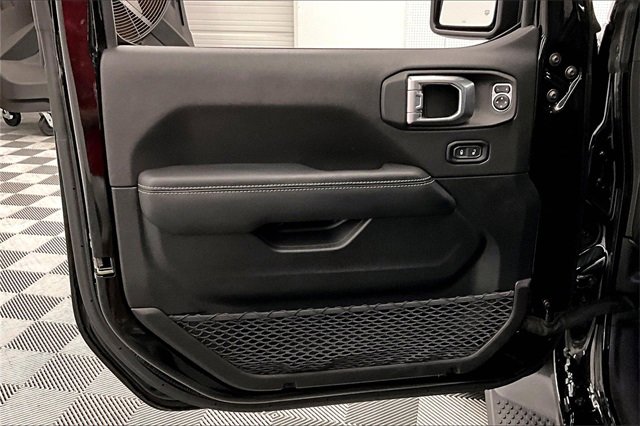 Used 2022 Jeep Wrangler Unlimited Sahara 4xe w/ Cold Weather Group image 16