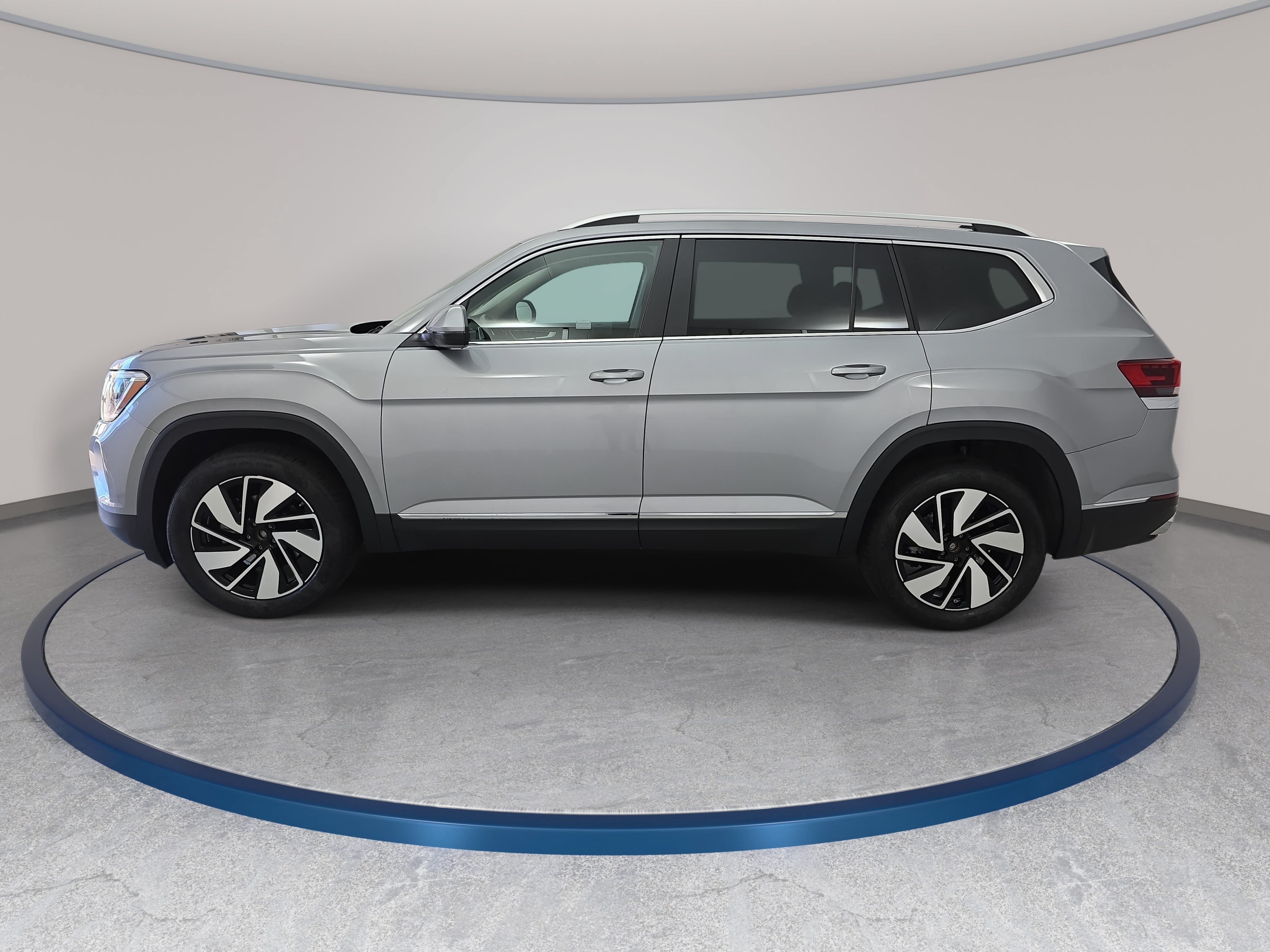 New 2026 Volkswagen Atlas SEL AWD/4WD image 8