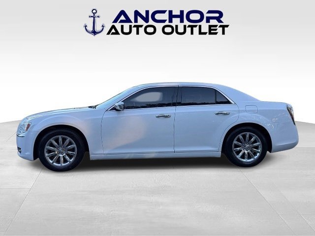 Used 2014 Chrysler 300 C RWD image 5