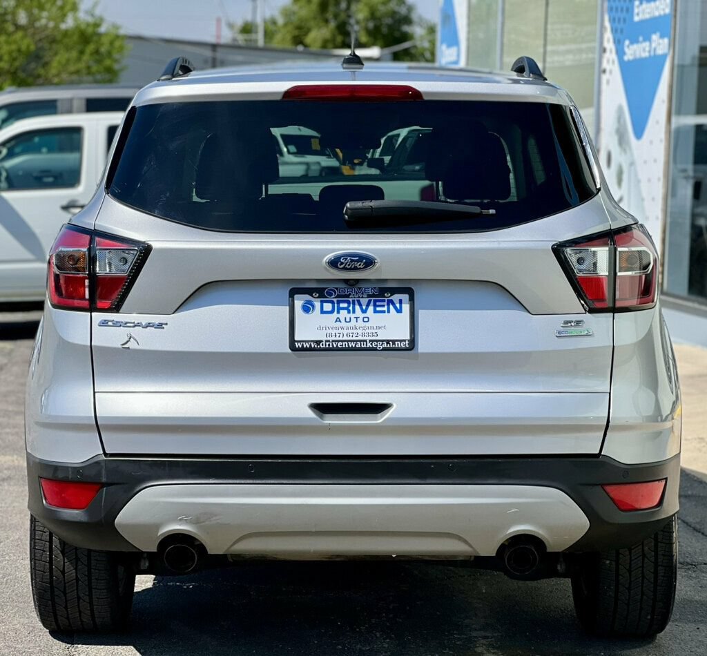 Used 2017 Ford Escape SE w/ Equipment Group 201A FWD image 35
