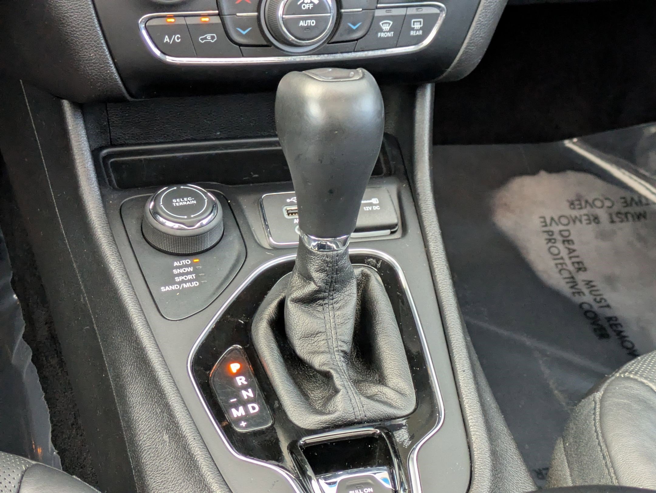 Used 2019 Jeep Cherokee Limited image 20